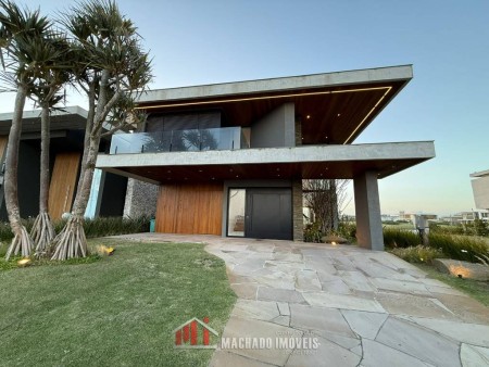 Casa em Condomínio 5 dormitórios em Capão Novo | Ref.: 4144