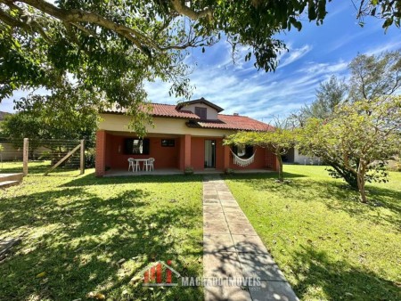 Casa 3 dormitórios em Capão da Canoa | Ref.: 6733