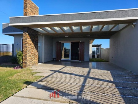 Casa 3 dormitórios em ARROIO DO SAL  | Ref.: 7407