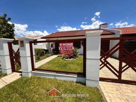 Casa 4 dormitórios em Capão Novo | Ref.: 8050