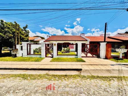 Casa 4 dormitórios em Capão Novo | Ref.: 8050