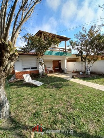 Casa 4 dormitórios em Capão Novo | Ref.: 937